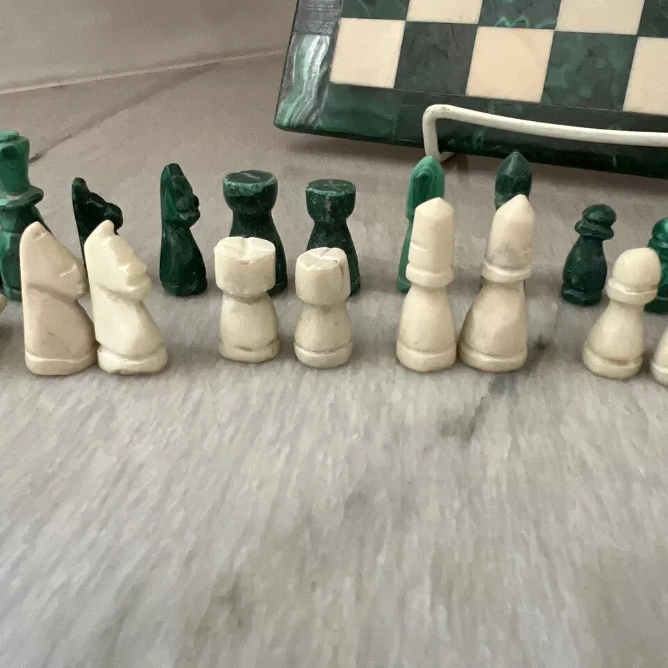 Malachite Inlay Chess Set – Handmade Luxury Green Gemstone Chessboard, Elegant